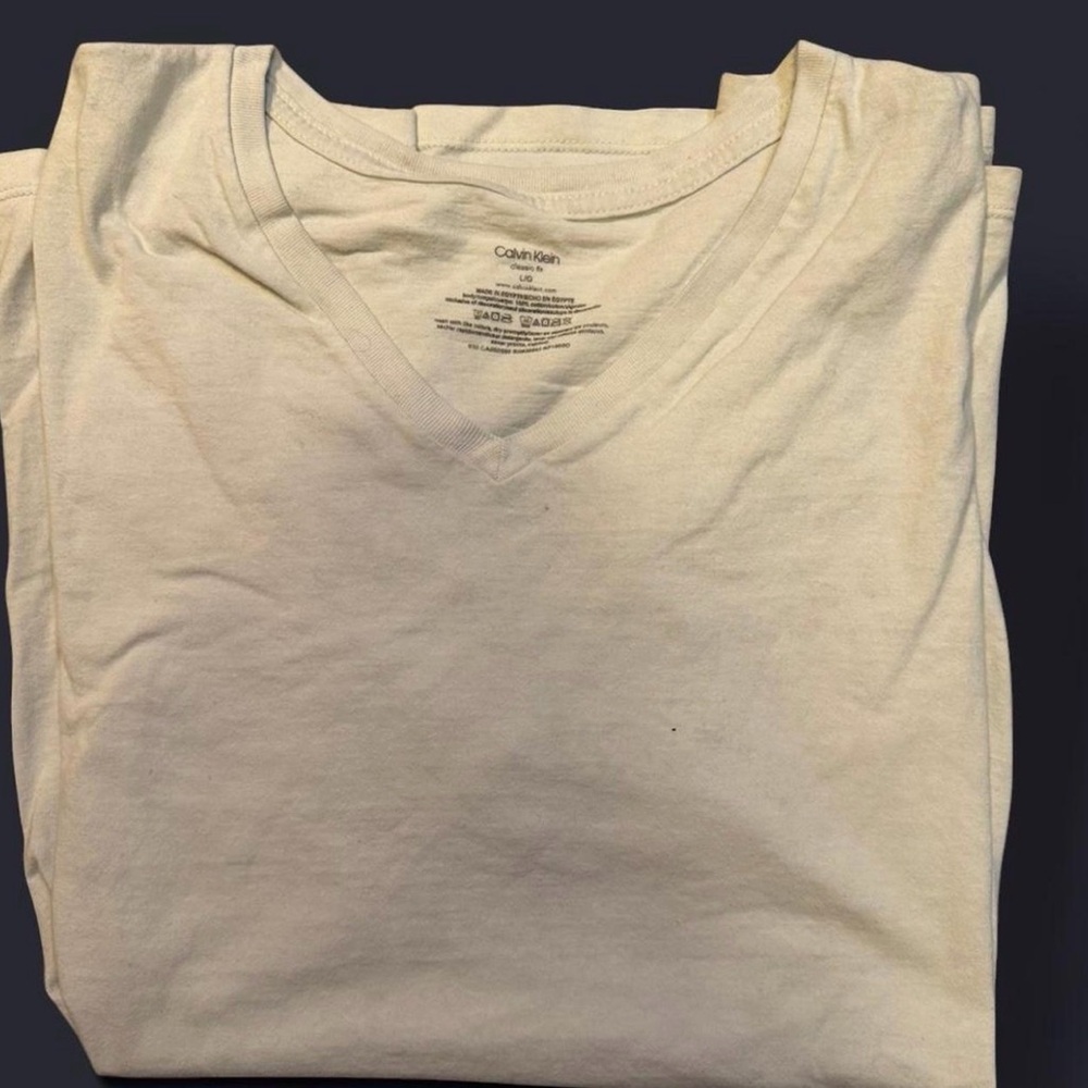 Calvin Klein Men's Cream V-Neck Tee